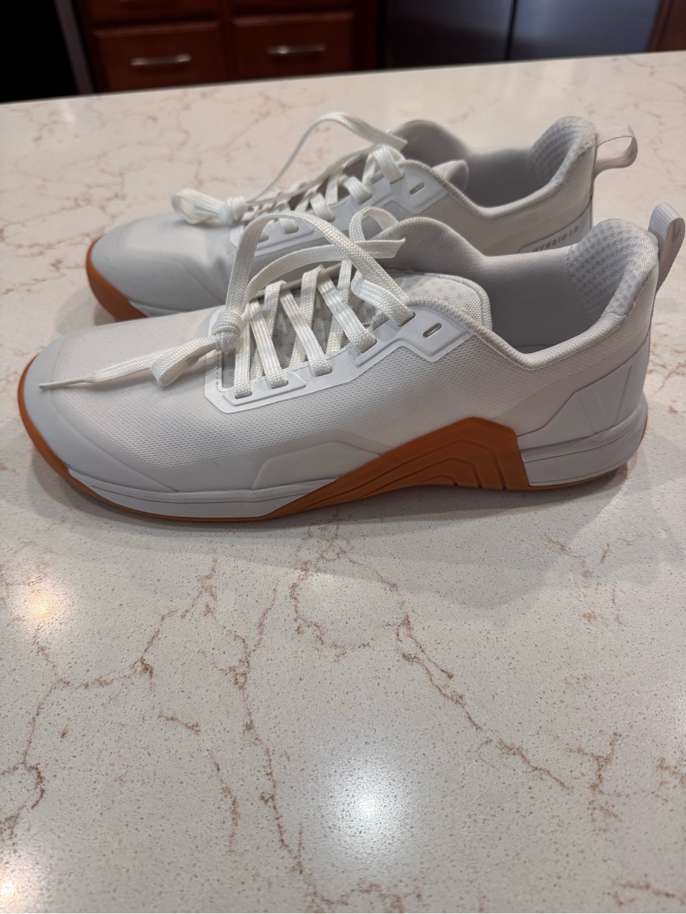 Velites Hybrid 1.0 - White on Gum. Size 44